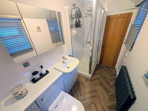 Photo 4- click for photo gallery